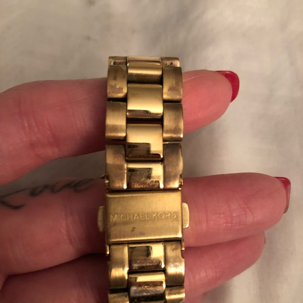 Watch - Picture 3 of 4